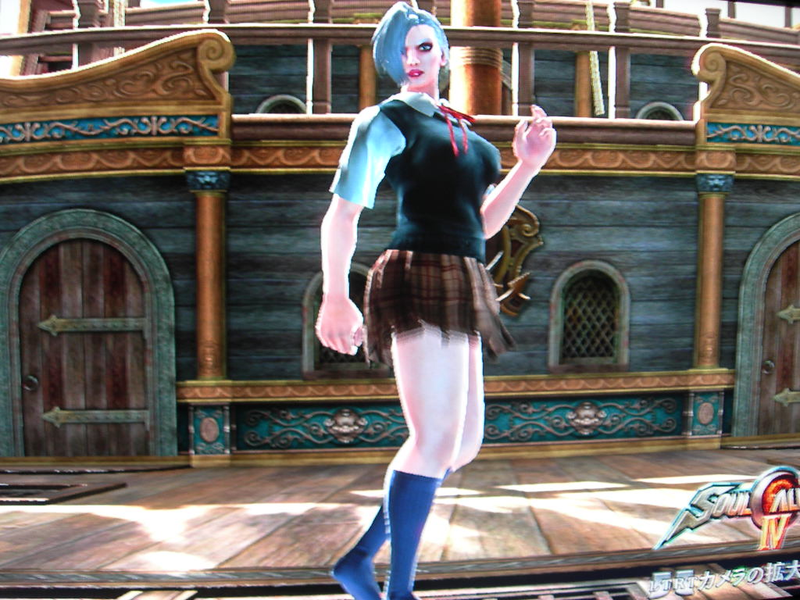 Illustration for article titled SoulCalibur IV Goes Schoolgirl